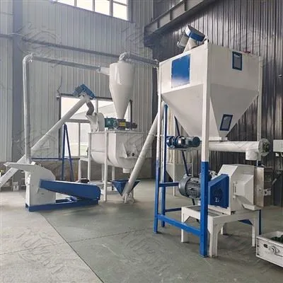 How Can The Clumping Issue in Mixed Raw Materials Be Resolved in A Small Poultry Feed Machine Once Additives Are Added?