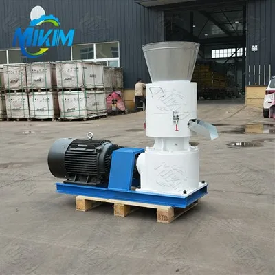 Mașină de alimentare multifuncțională pentru animale și păsări de curte